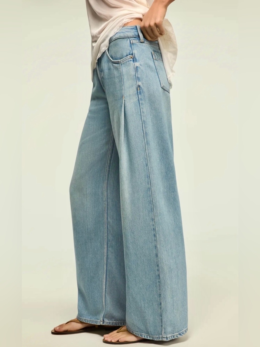 Lucky Brand Pleated Liquid Denim Luxe Palazzo Jeans Women’s 10/30 - Picture 2 of 11